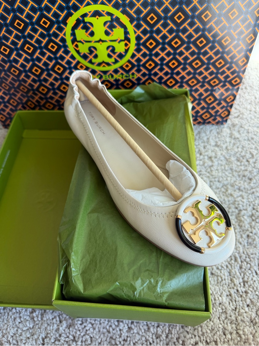 Tory Burch Multi Logo Ballet Flat Shoe Size 7 Cream